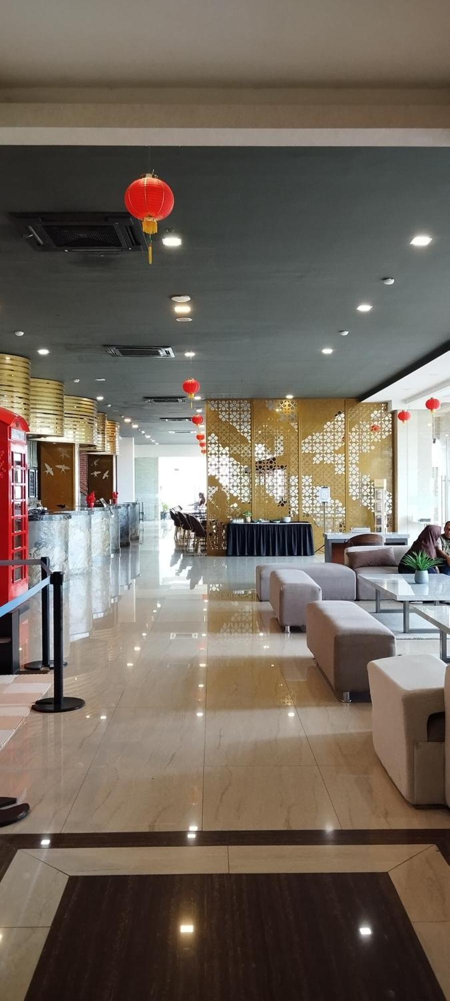 科洛帕金大酒店 Kebumen 外观 照片
